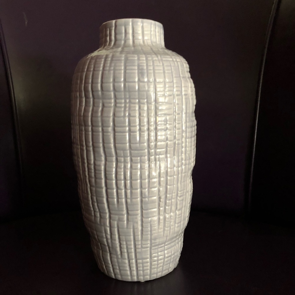 Lilac Vase w/Some Texture & Slight Indents Throughout To Give Illusion Of Waves